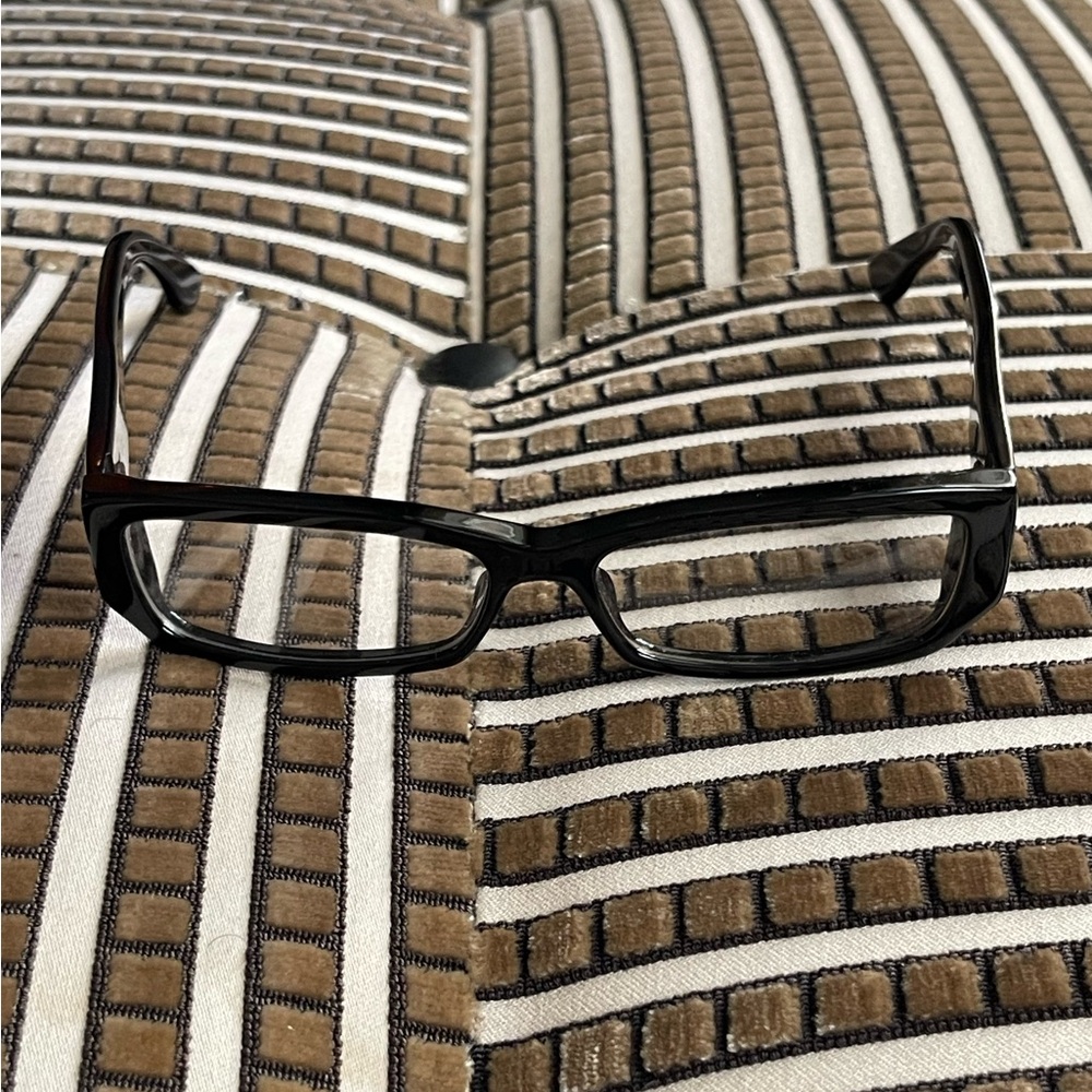 Gucci Black Proscription Glasses - Picture 3 of 10